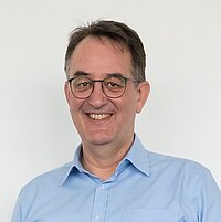 PI Ceramic Frank Eder