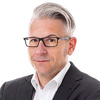 PI Ceramic – Peter Ditas